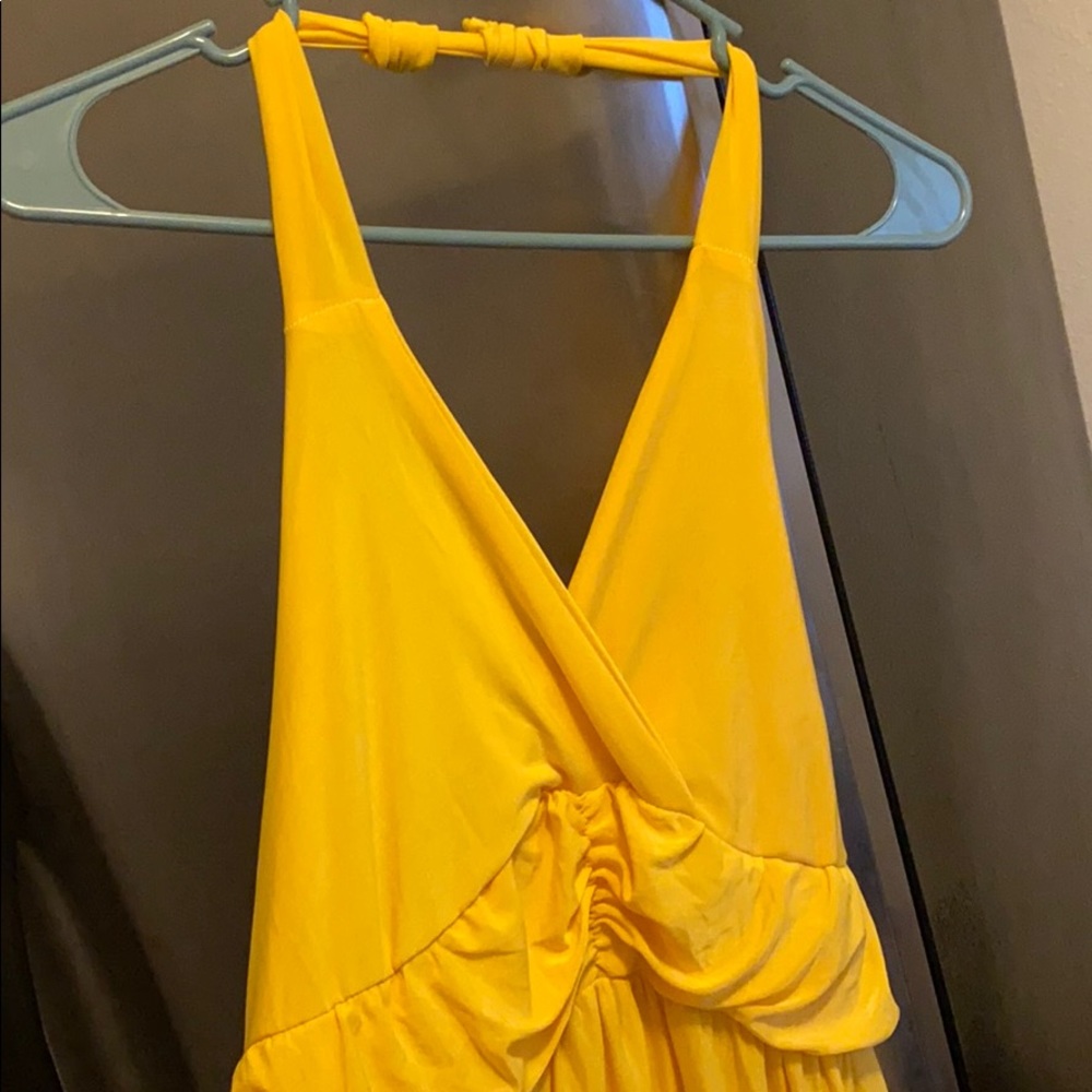 Timeless flowy yellow summer dress